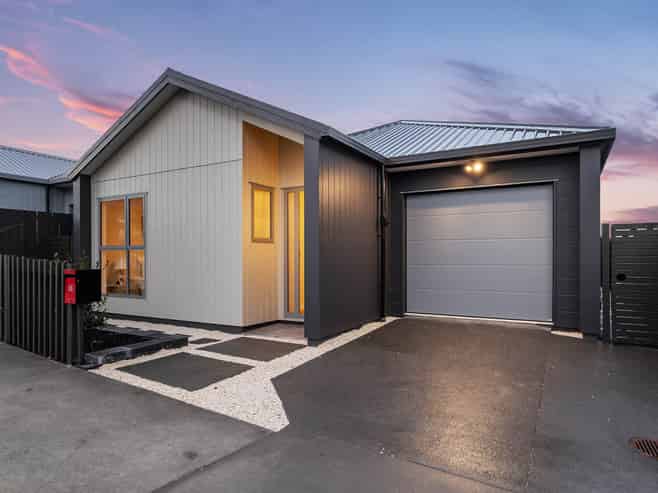 66 Huanui Drive, Orewa