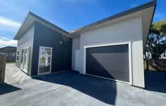 Manawatu / Whanganui - Address withheld