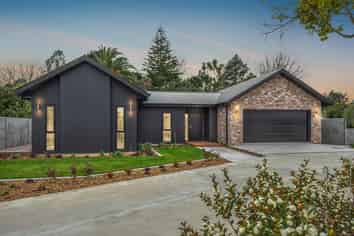 114A Bartholomew Road, Levin