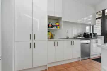 16/1 Ambrico Place, New Lynn