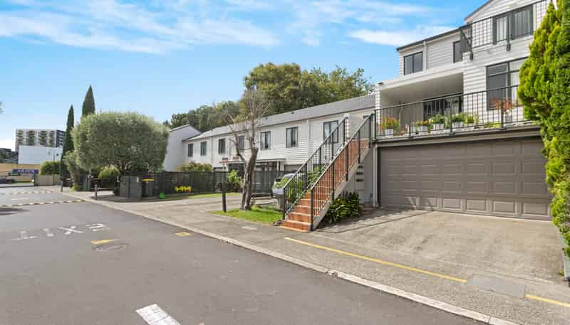 16/1 Ambrico Place, New Lynn
