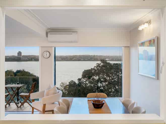 4/198 Hurstmere Road, Takapuna