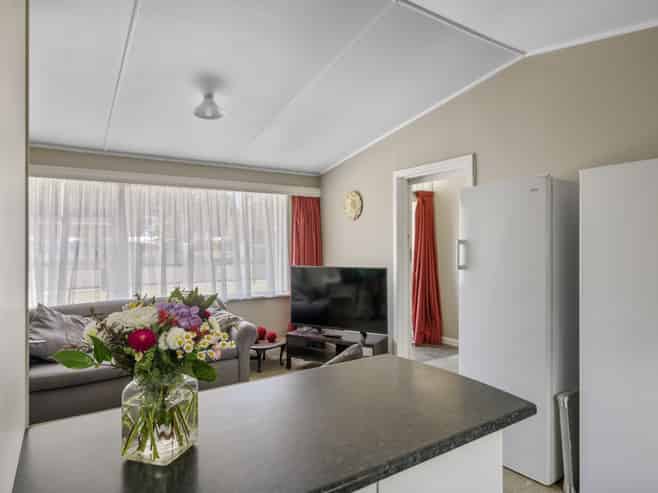 25A Riverbend Road, Onekawa