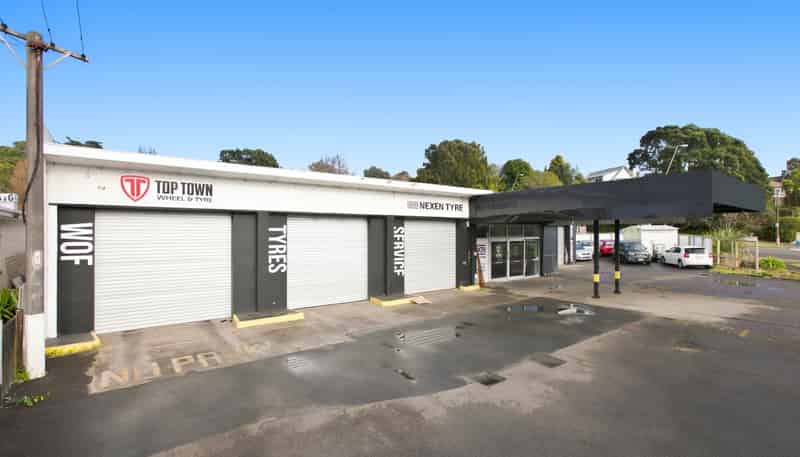 2 Seaview Road, Marfell