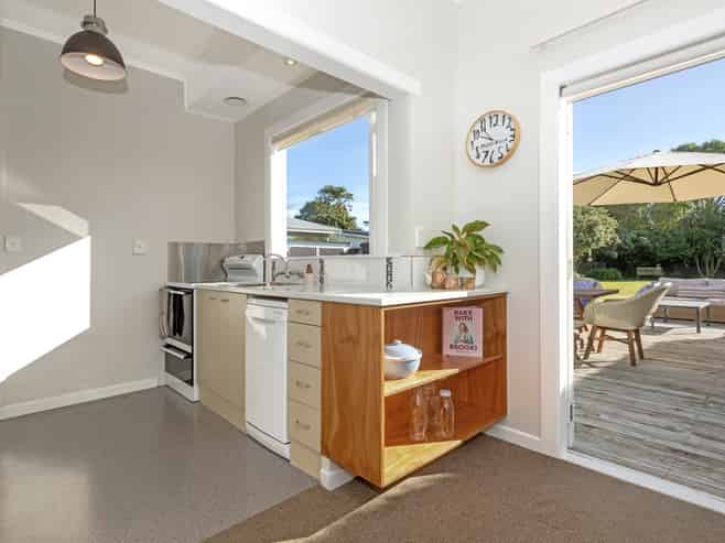 105 Awapuni Road, Awapuni