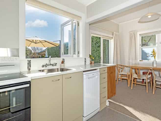 105 Awapuni Road, Awapuni