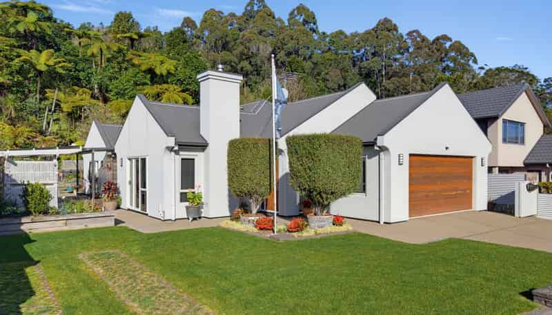 33 White Horse Drive, Whakatane