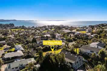12 Vista Motu, Red Beach
