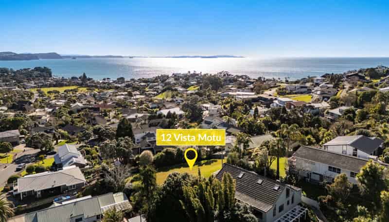 12 Vista Motu, Red Beach