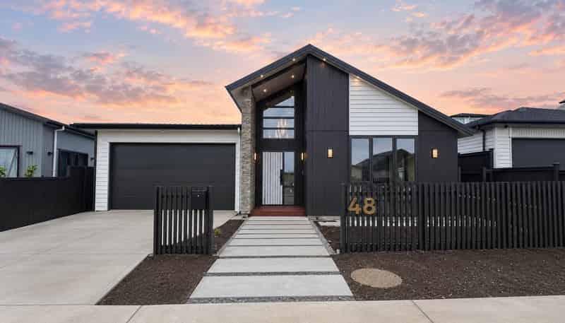 48 Matangi View Drive, Orewa