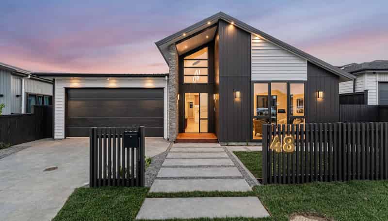 48 Matangi View Drive, Orewa