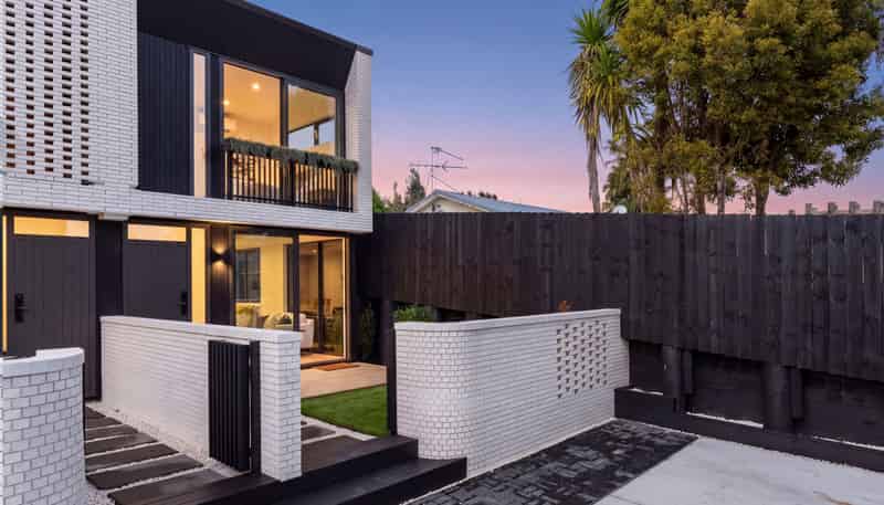 4/49 Stredwick Drive, Torbay