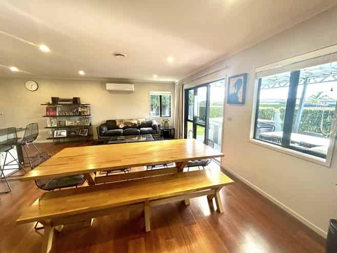 Hawkes Bay - Address withheld