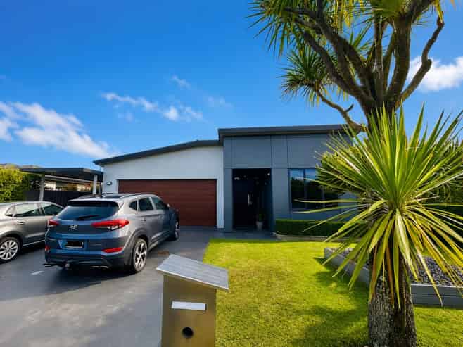 Hawkes Bay - Address withheld
