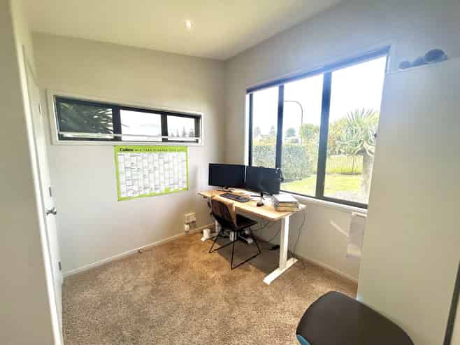 Hawkes Bay - Address withheld