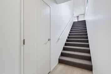 2G Lytton Street, Victoria