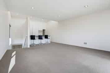 2G Lytton Street, Victoria
