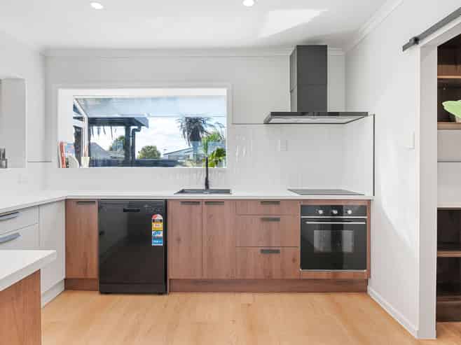 152 Sandwich Road, Saint Andrews
