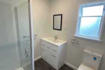 2/229 Featherston Street, Palmerston North