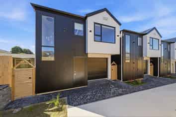 4/31 Booralee Avenue, Botany Downs