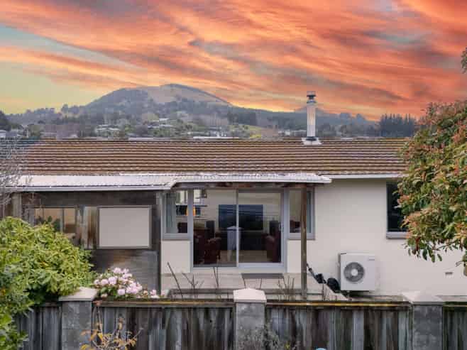 37A Kinmont Crescent, MOSGIEL
