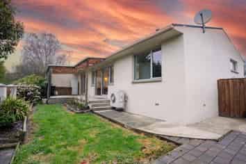 37A Kinmont Crescent, MOSGIEL