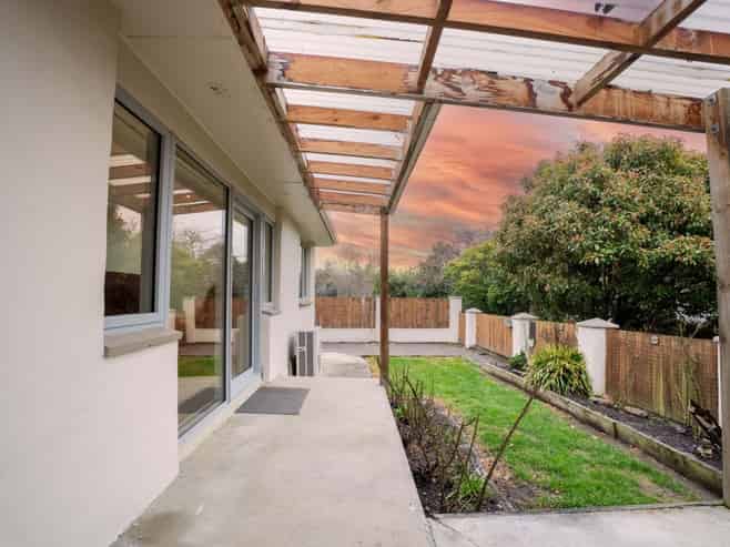 37A Kinmont Crescent, MOSGIEL