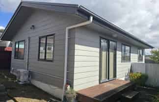 85A COBHAM CRESCENT, Kelston