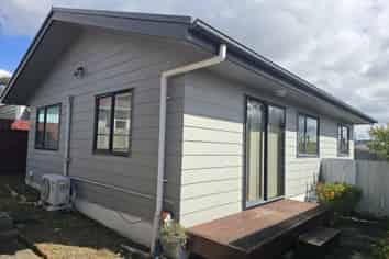 85A COBHAM CRESCENT, Kelston