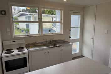 13/24 Bardia Street, Belmont