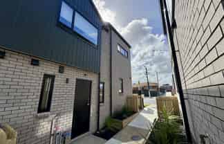 2/265 Great South Road , Manurewa