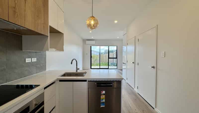 2/265 Great South Road , Manurewa