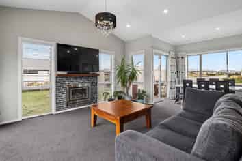 8 Trent Place, Huntingdon