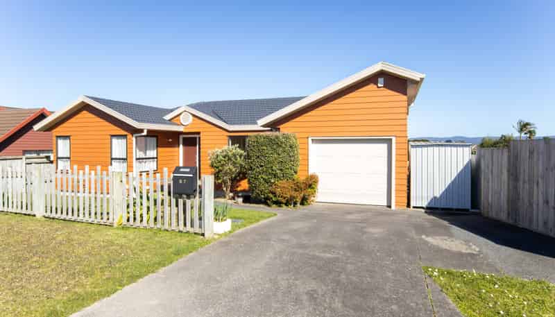 87 Luckens Road, West Harbour