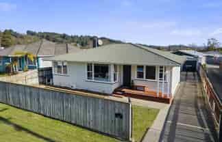 12 Moeraki Road, Maoribank
