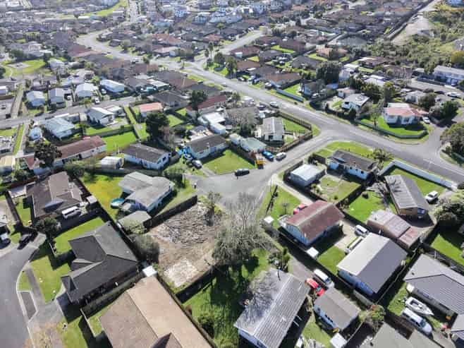4 Lansdown Place, Papakura