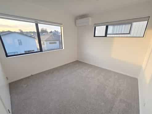 32 Kilcadden Drive, Flat Bush