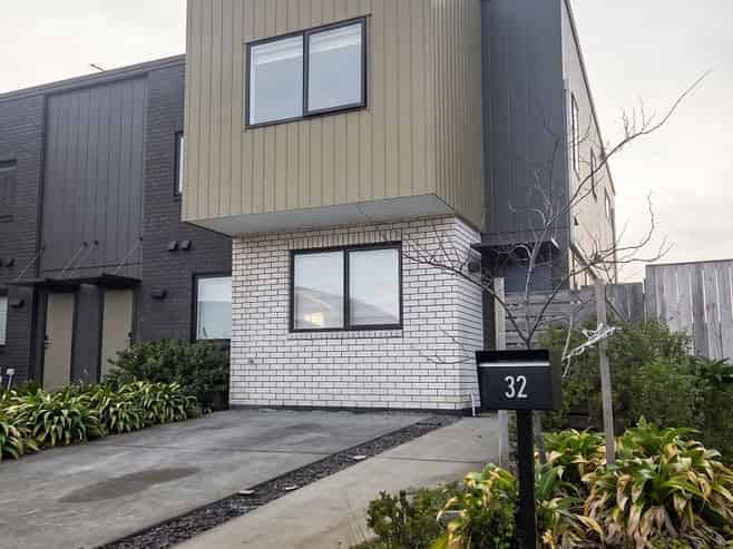 32 Kilcadden Drive, Flat Bush