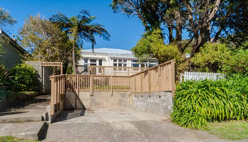 9 Henderson Street, Karori