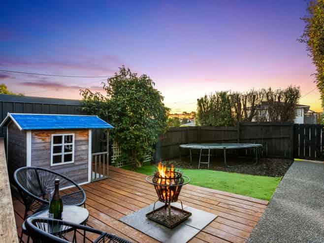 56 Vodanovich Road, Te Atatu South