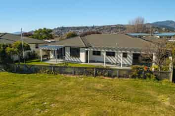3 Golf Haven Way, Annesbrook