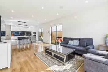 17  Tullymore Drive, Flat Bush
