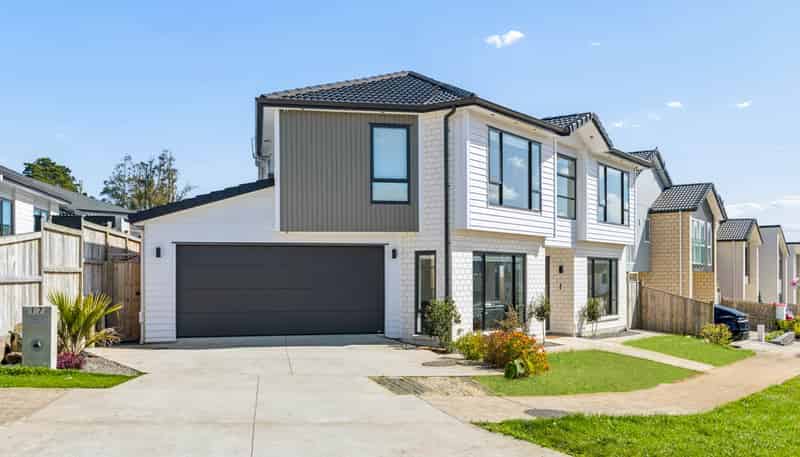 17  Tullymore Drive, Flat Bush
