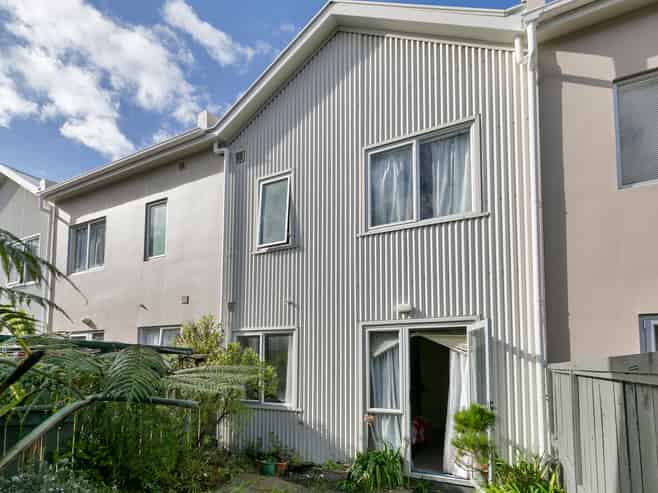 25/6 Vallance Street, Kilbirnie