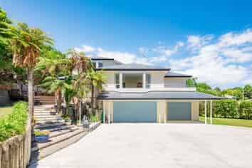 206 Matai Rd, Raumati Beach