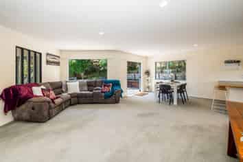 206 Matai Rd, Raumati Beach