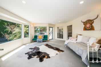 206 Matai Rd, Raumati Beach