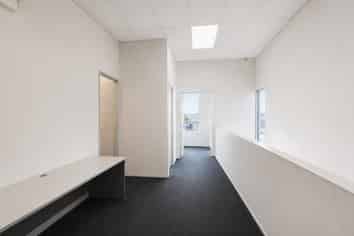 AFFORDABLE LEVEL 1 OFFICE

