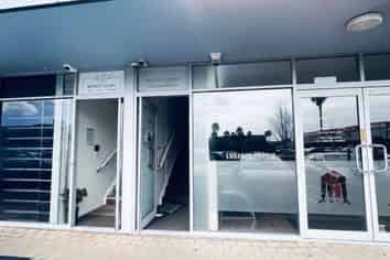 AFFORDABLE LEVEL 1 OFFICE
