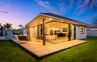 3 Shamrock Lane, Te Atatu Peninsula